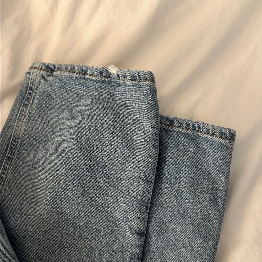 Agolde Riley High Rise Crop Jean - Picture 6 of 6